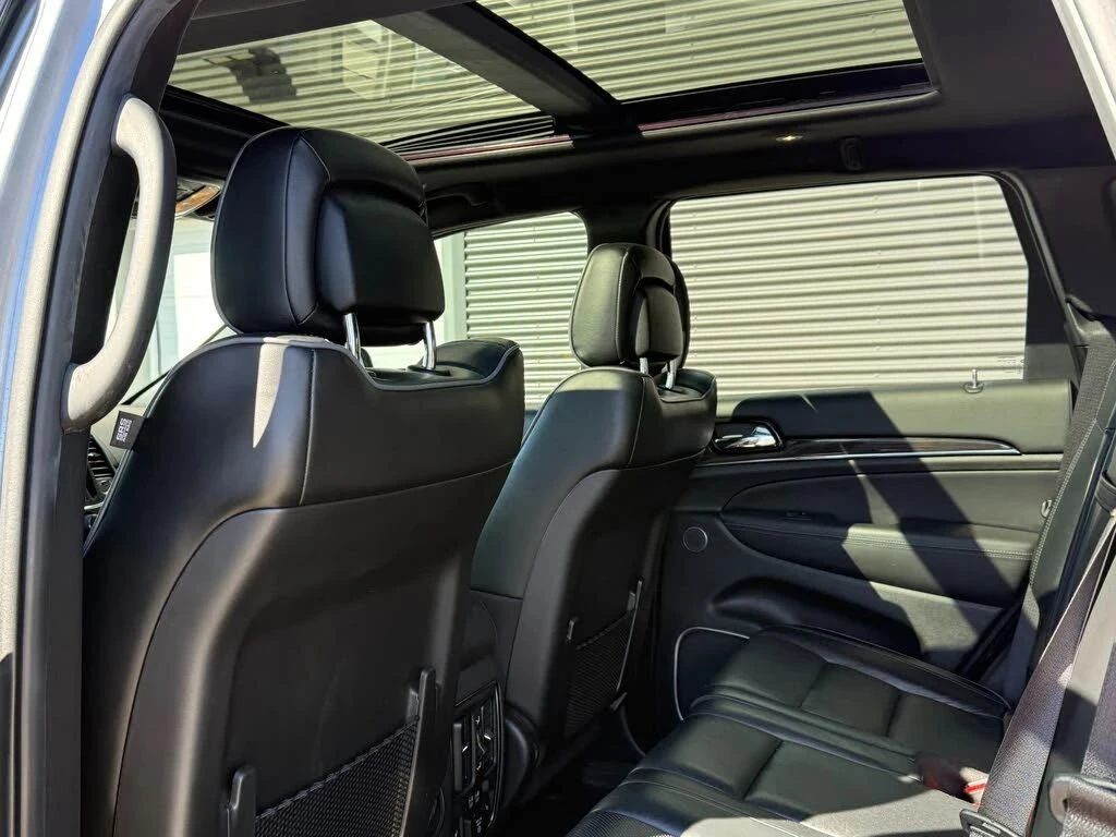 Jeep Grand cherokee, снимка 11 - Автомобили и джипове - 56711845