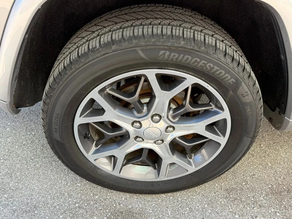 Jeep Grand cherokee, снимка 9 - Автомобили и джипове - 56711845