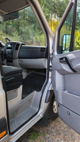 Mercedes-Benz Sprinter 318 3.0cdi/V6/184к.с. | Auto.bg — изображение 11