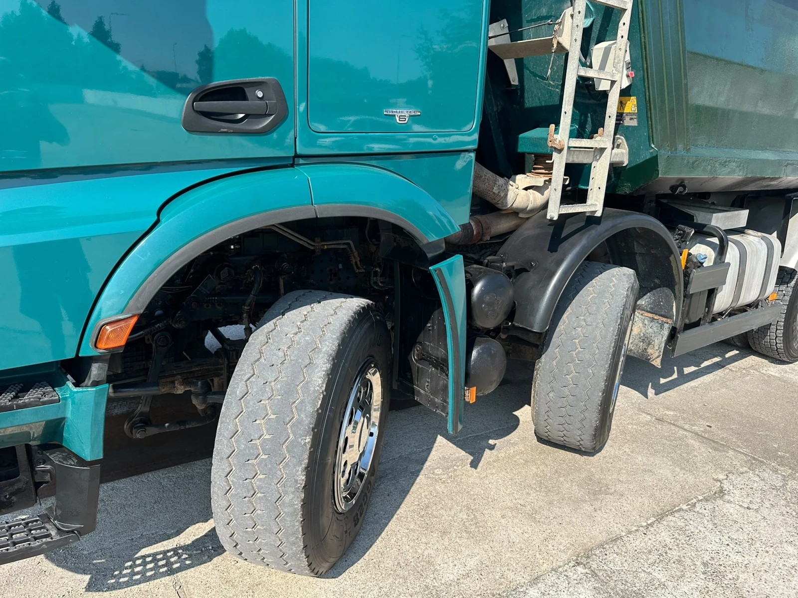 Mercedes-Benz Arocs 3251 8x4, снимка 6 - Камиони - 55612929