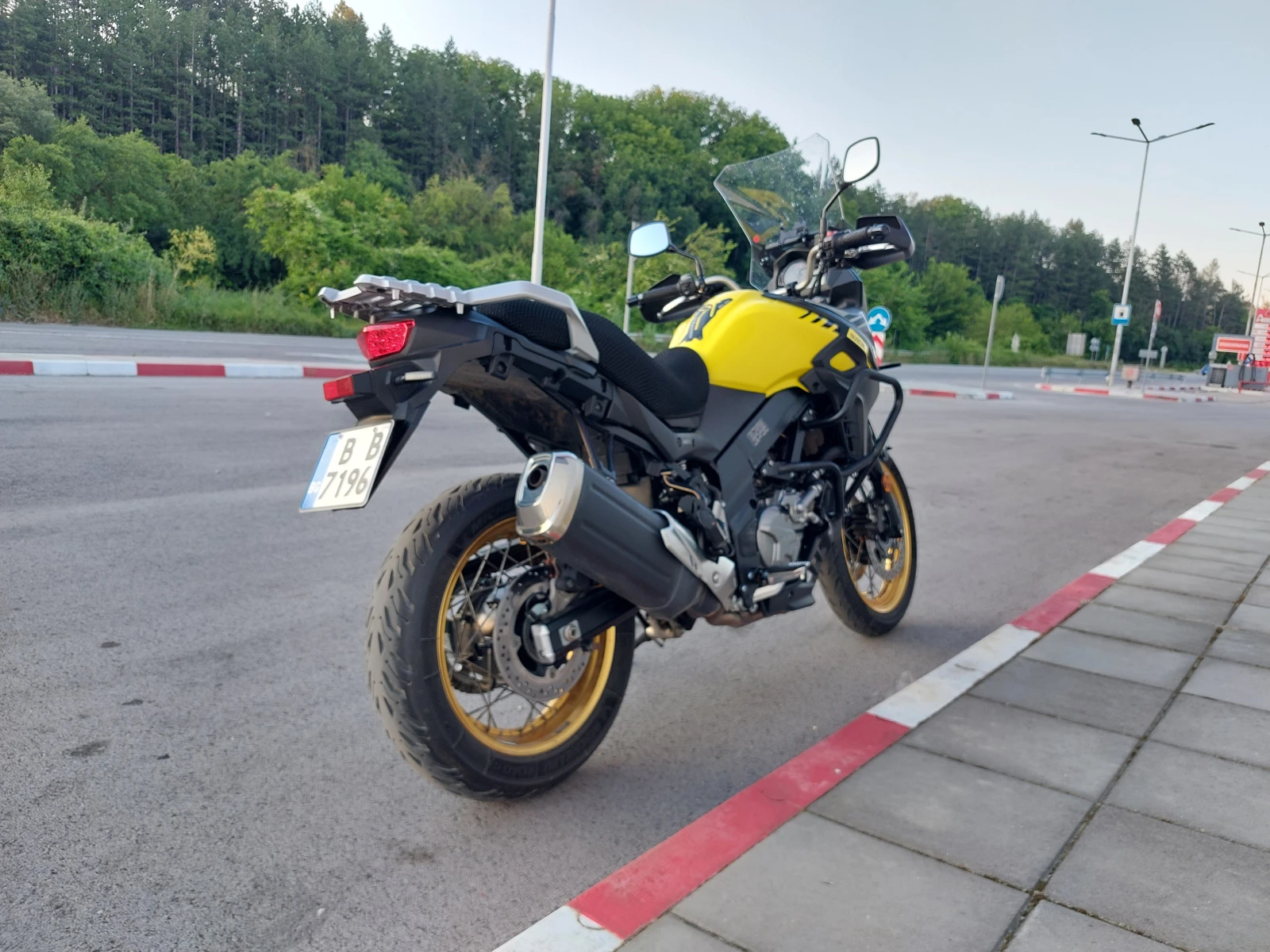 Suzuki V-strom 650 XT, снимка 5 - Мотоциклети и мототехника - 55052479