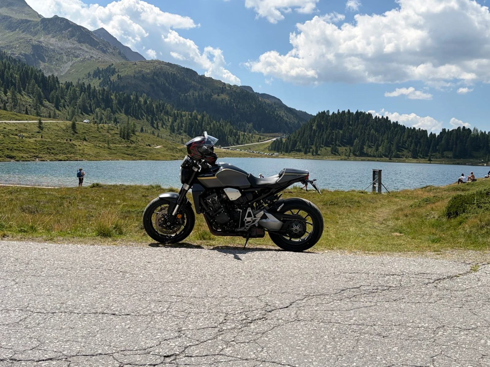 Honda Cb 1000 RA, снимка 11 - Мотоциклети и мототехника - 55987440
