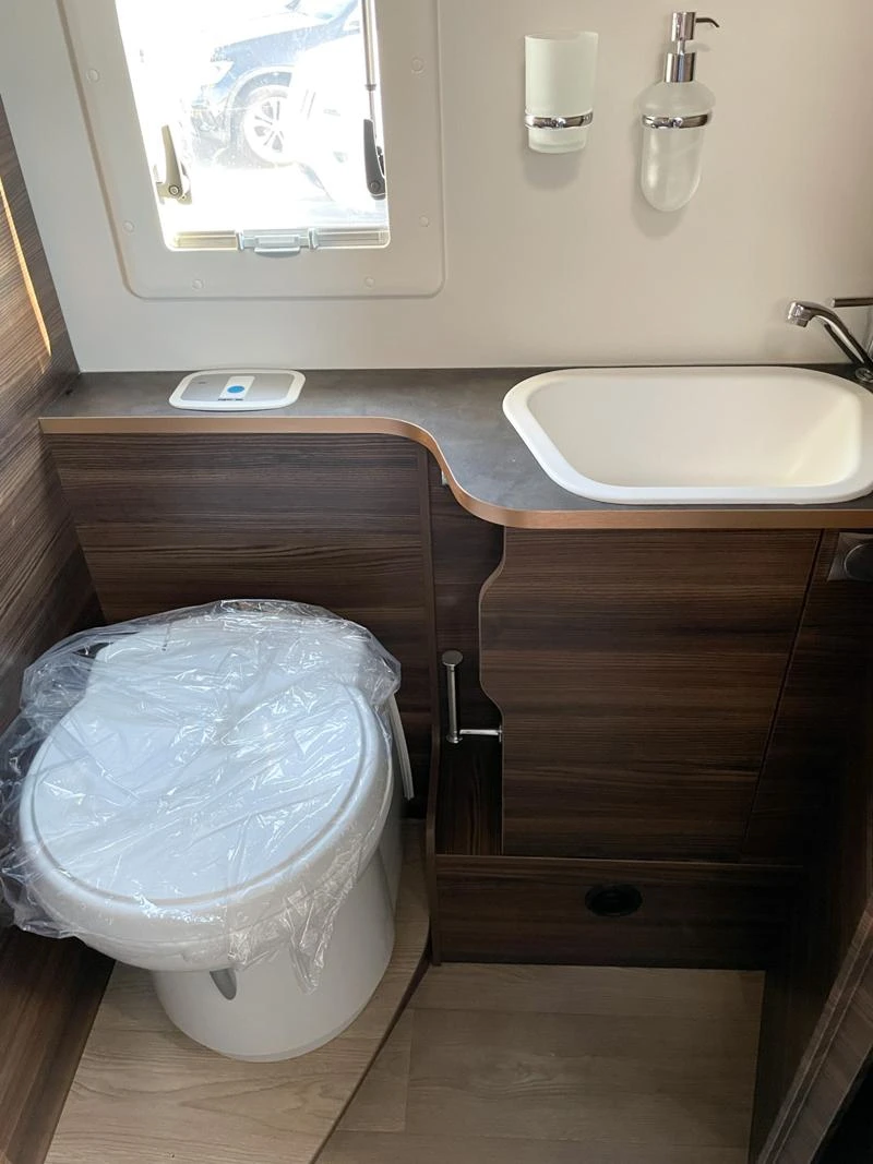 Кемпер Laika Ecovip H4109, снимка 7 - Каравани и кемпери - 54903912