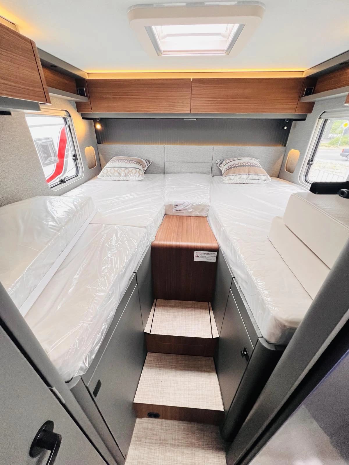 ������ HYMER / ERIBA BMC I 680 2026 3500 ��. SLS-���� �������� | Mobile.bg � ����������� 13