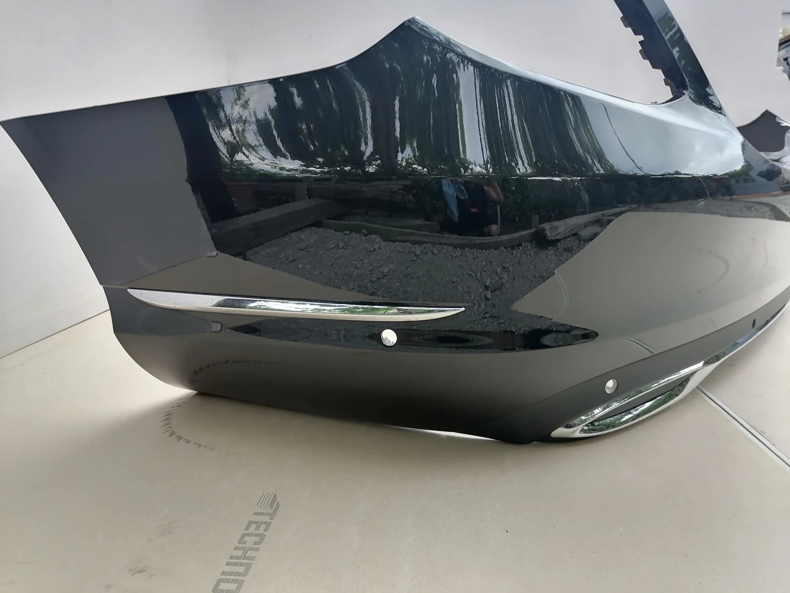 Оригиналнa броня Мерцедес Mercedes C Class Ц клас W205 A2058850138 Avantgarde Sedan (2015), снимка 3 - Части - 55792163
