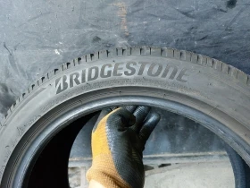 Гуми Зимни 245/45R18, снимка 4