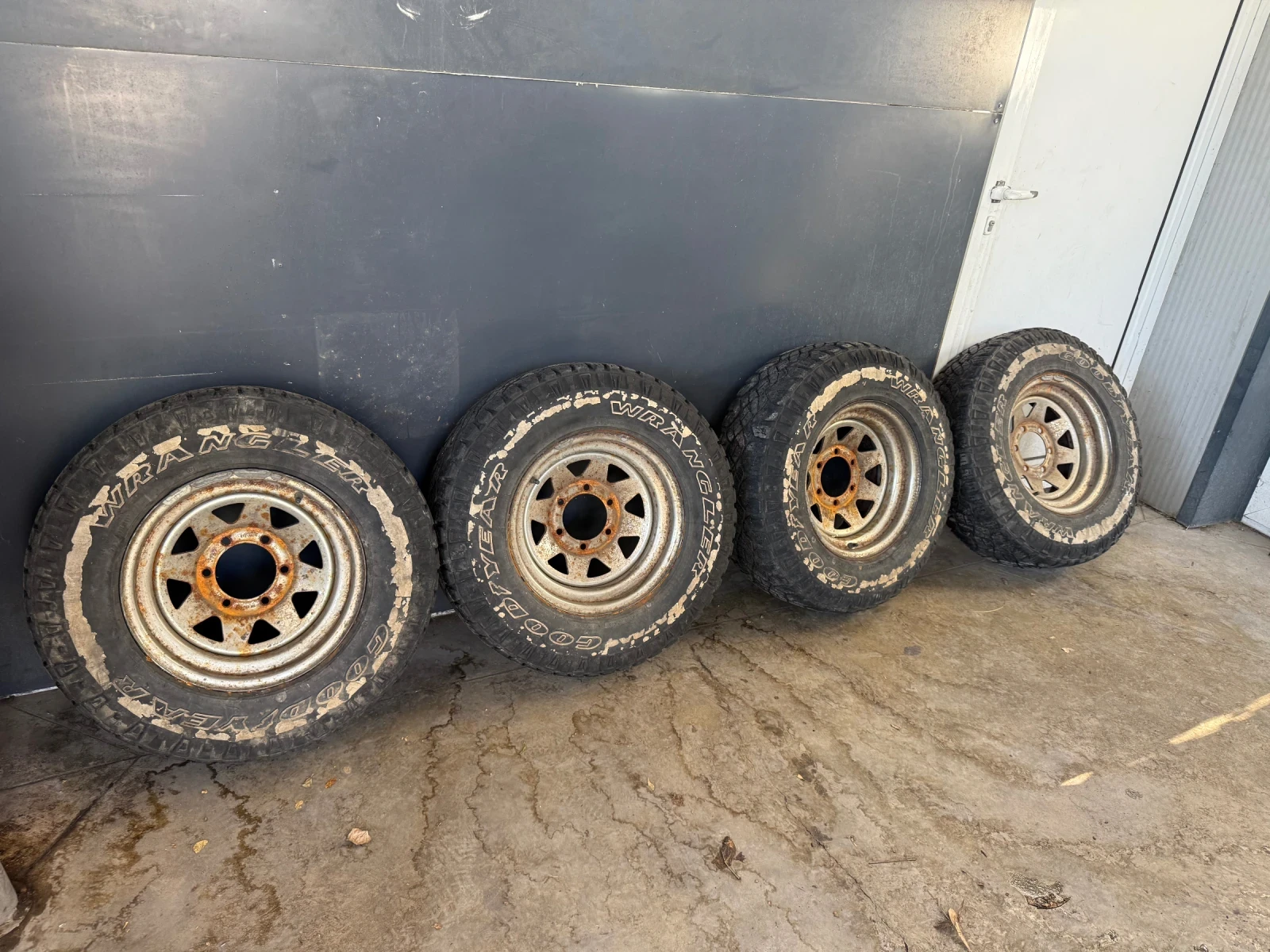 ���� � ������ 235/75R15 �� Opel Frontera | Mobile.bg � ����������� 2