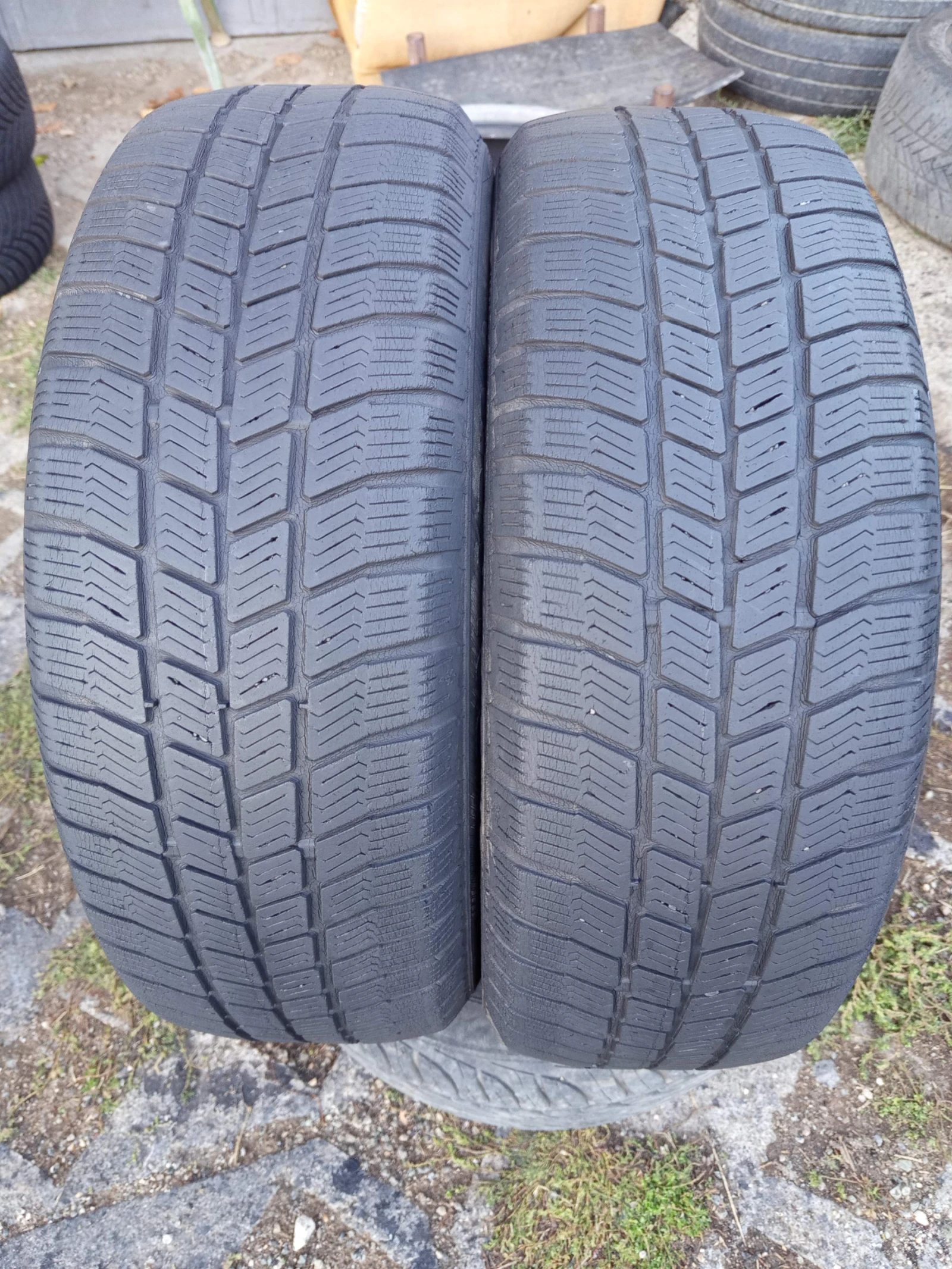 Гуми Зимни 195/65R15