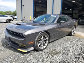     Dodge Challenger GT