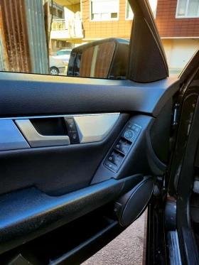 Mercedes-Benz C 220 AVANTGARDE, снимка 10