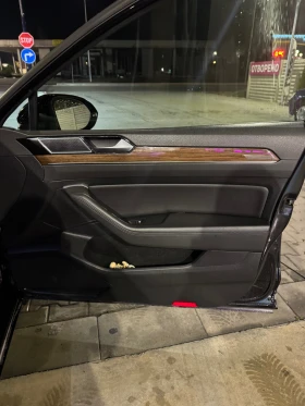 VW Passat 2.0TDI 190К.С. РЪЧКА  PARKASSIST МАСАЖ, снимка 12