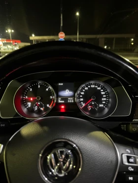 VW Passat 2.0TDI 190К.С. РЪЧКА  PARKASSIST МАСАЖ, снимка 10