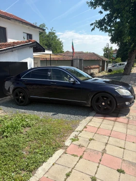 ������ Mercedes-Benz S 320