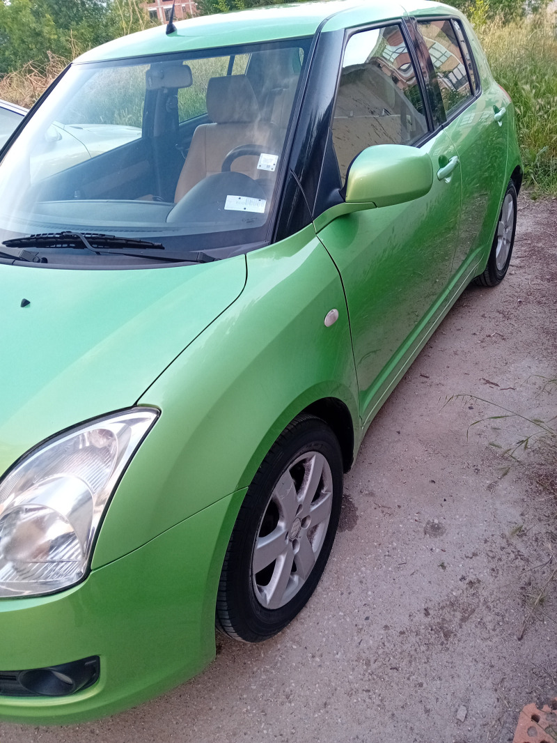 Suzuki Swift, снимка 3 - Автомобили и джипове - 46090073