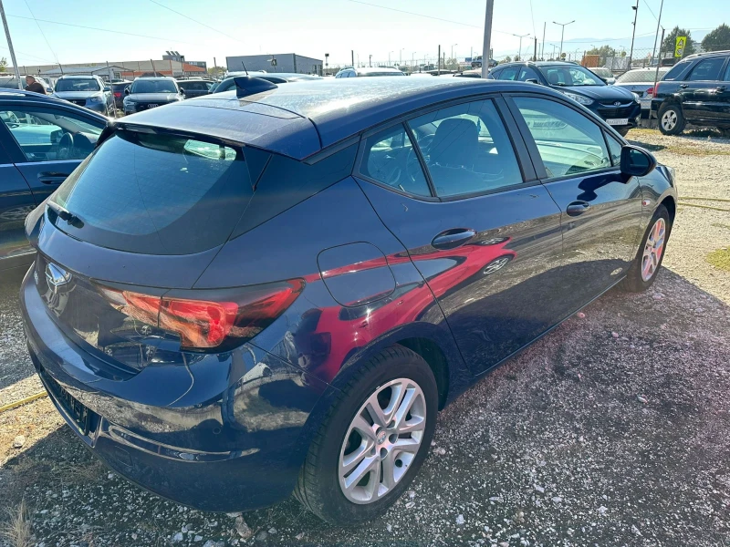 Opel Astra 1.6cdti, снимка 4 - Автомобили и джипове - 47679823