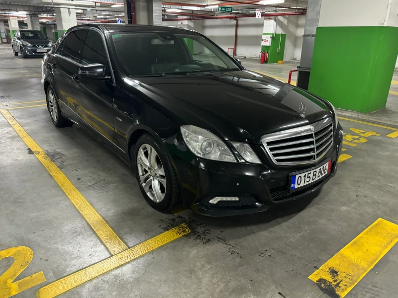 Mercedes-Benz E 200 avantgard, снимка 1 - Автомобили и джипове - 48222735