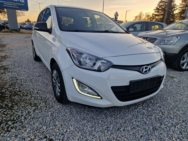 Hyundai I20 1.25i/FACELIFT/LED, снимка 4 - Автомобили и джипове - 48117608