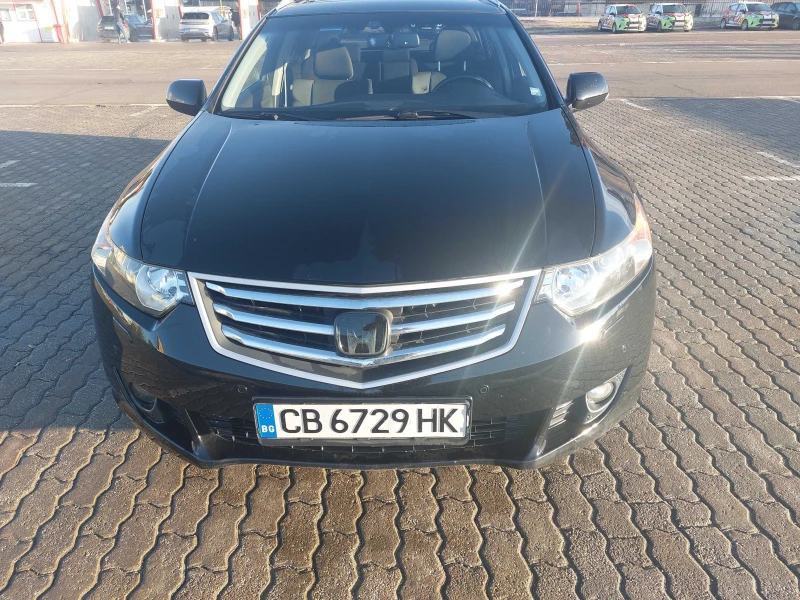 Honda Accord 2.2 Executive - Distronic, снимка 1 - Автомобили и джипове - 48863781