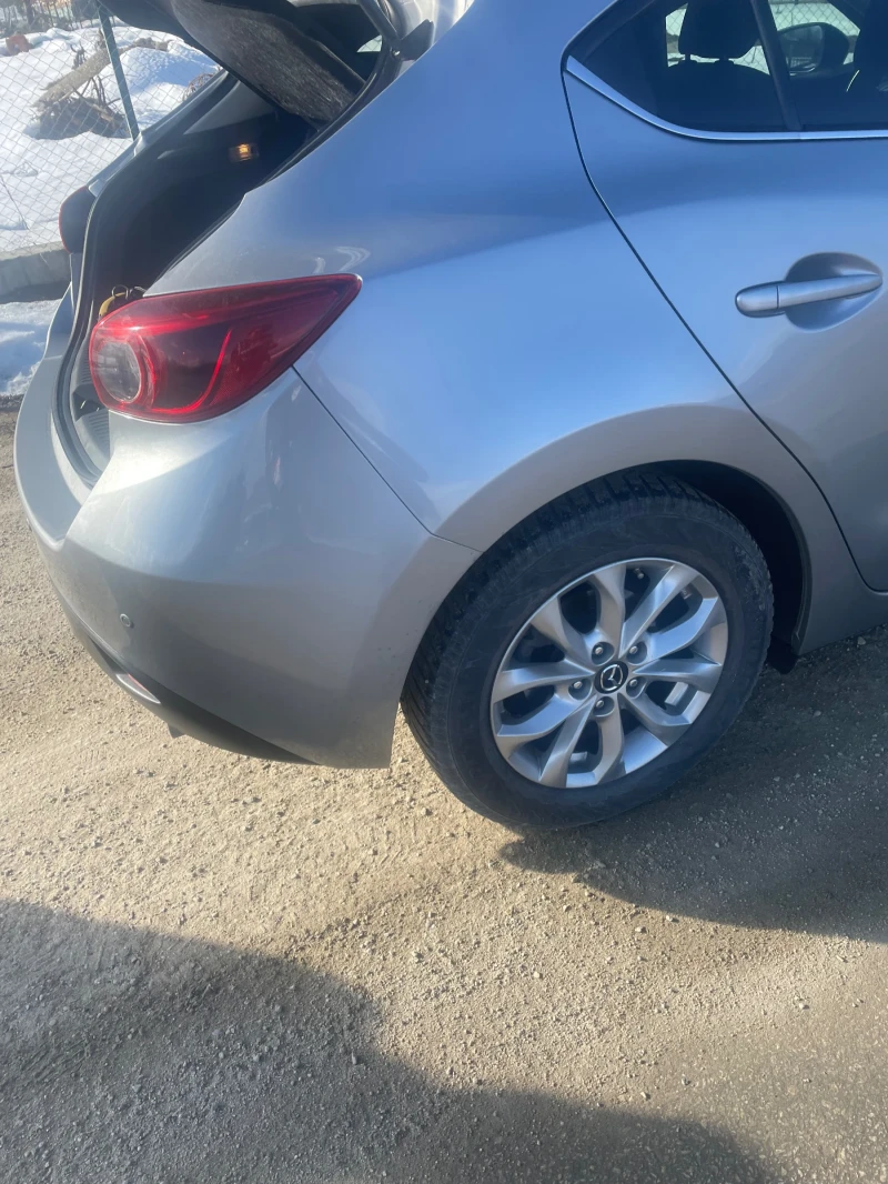 Mazda 3, снимка 3 - Автомобили и джипове - 48928304