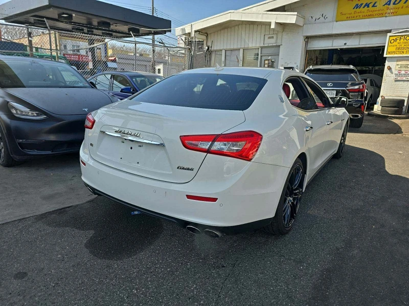 Maserati Ghibli S Q4 CARFAX АВТО КРЕДИТ , снимка 3 - Автомобили и джипове - 49515581