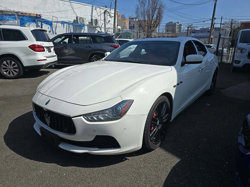 Maserati Ghibli S Q4 CARFAX АВТО КРЕДИТ , снимка 1 - Автомобили и джипове - 49515581