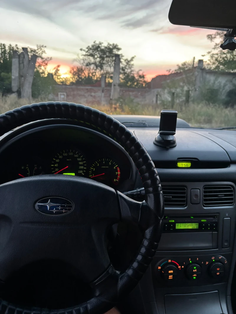 Subaru Forester, снимка 12 - Автомобили и джипове - 52632791