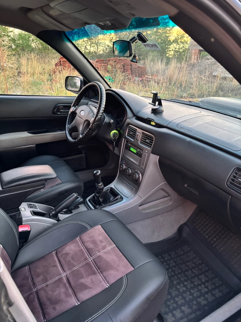 Subaru Forester, снимка 11 - Автомобили и джипове - 52632791