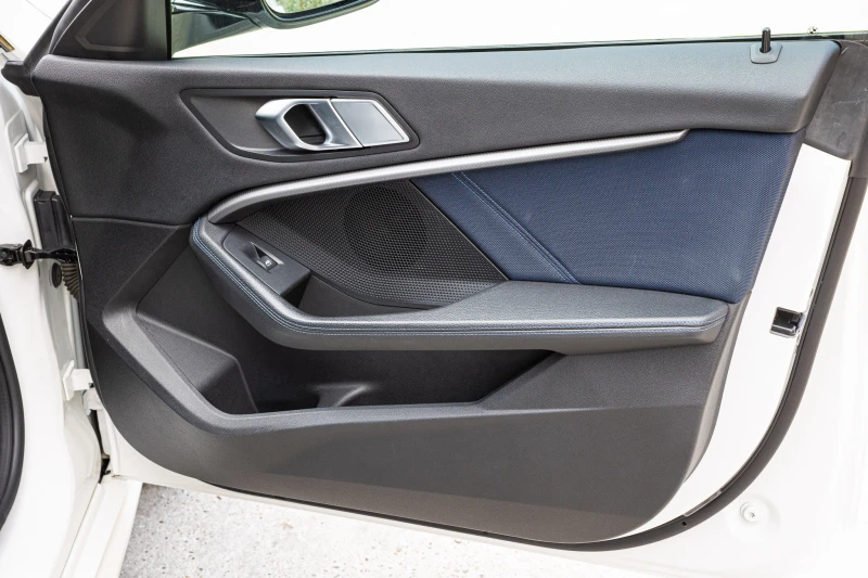 BMW 2 Gran Coupe 218i, снимка 6 - Автомобили и джипове - 52427001