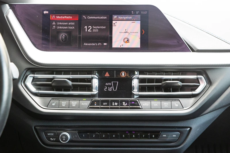 BMW 2 Gran Coupe 218i, снимка 13 - Автомобили и джипове - 52427001