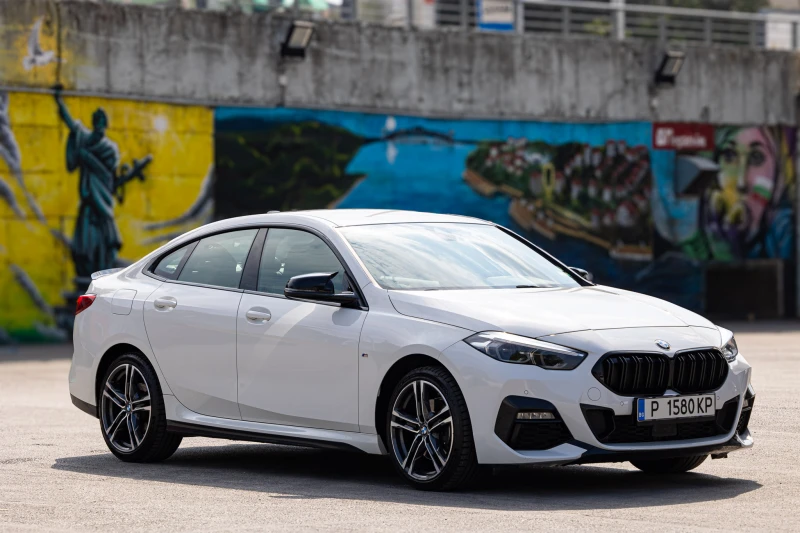 BMW 2 Gran Coupe 218i, снимка 2 - Автомобили и джипове - 52427001