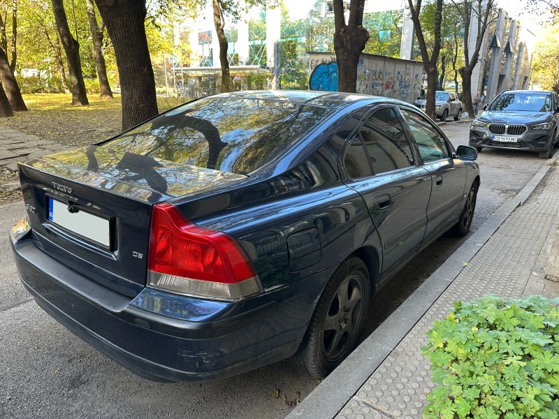 Volvo S60 D5, снимка 3 - Автомобили и джипове - 52262401