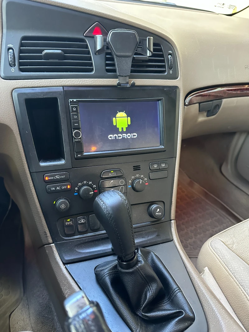 Volvo S60 D5, снимка 7 - Автомобили и джипове - 52262401