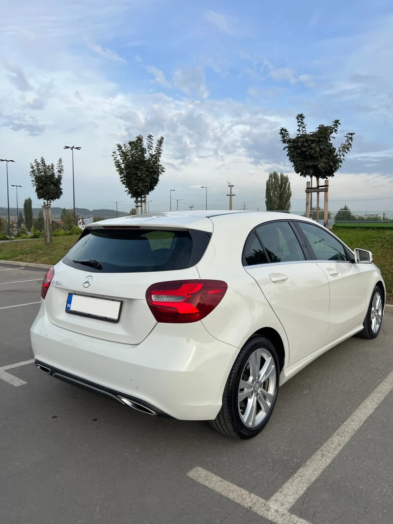 Mercedes-Benz A 180 Automatic, Дистроник, Full Led Bixeon, снимка 5 - Автомобили и джипове - 52376708