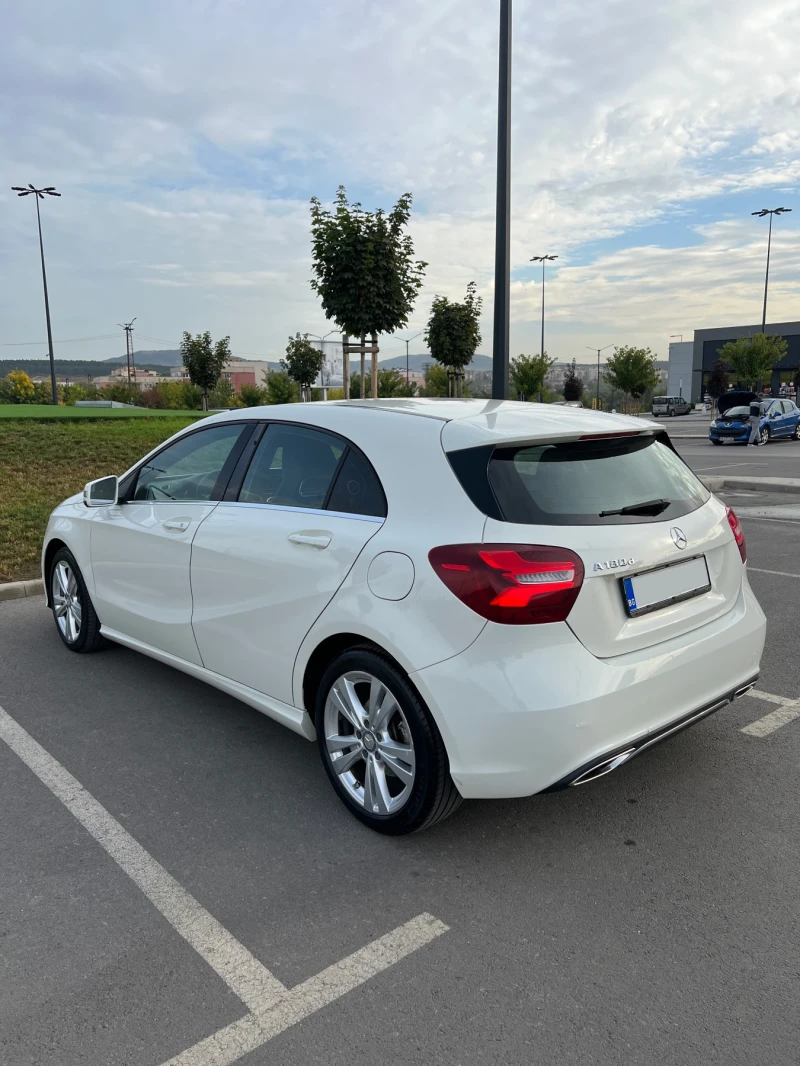 Mercedes-Benz A 180 Automatic, Дистроник, Full Led Bixeon, снимка 6 - Автомобили и джипове - 52376708