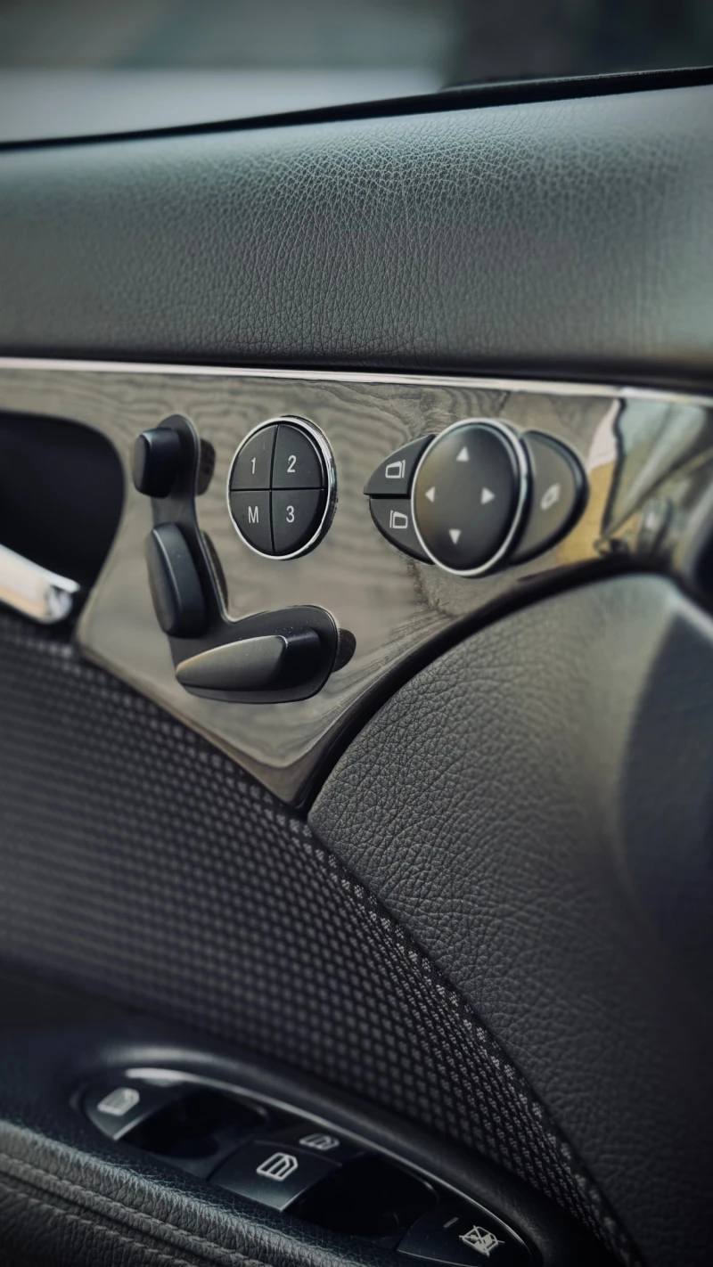 Mercedes-Benz E 320, снимка 6 - Автомобили и джипове - 52425142