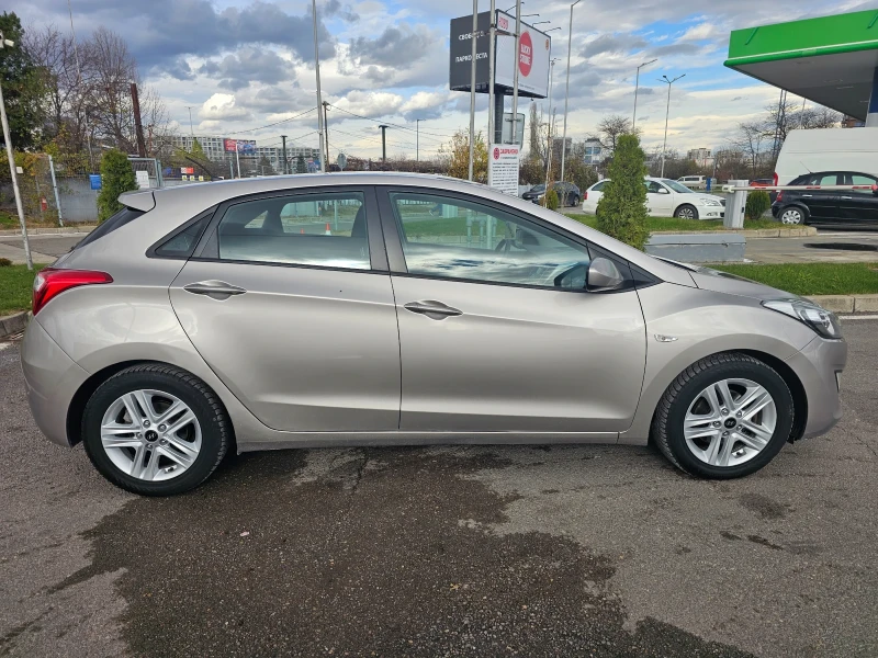Hyundai I30 1.6 CRDi, снимка 6 - Автомобили и джипове - 52589240
