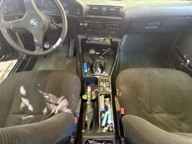 BMW 528, снимка 8 - Автомобили и джипове - 52643834