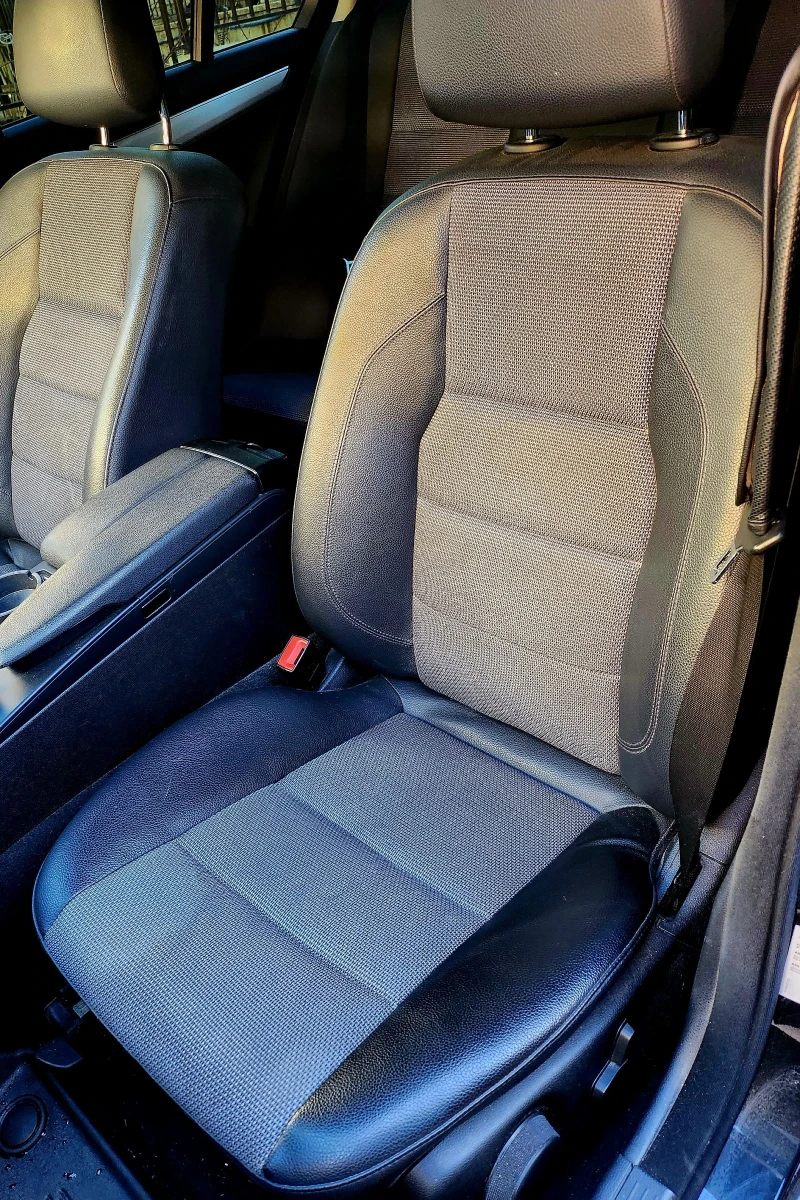 Mercedes-Benz C 220 AVANTGARDE, снимка 12 - Автомобили и джипове - 52792467