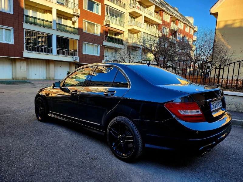 Mercedes-Benz C 220 AVANTGARDE, снимка 4 - Автомобили и джипове - 52792467