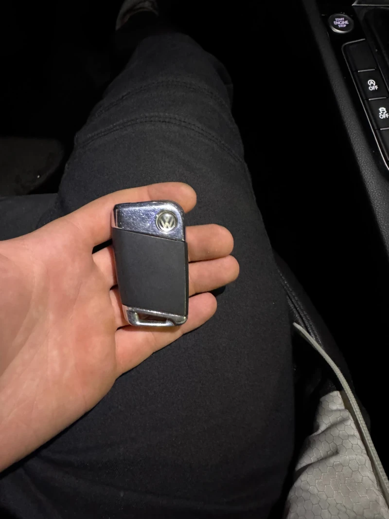 VW Passat !ПРОМО! 2.0TDI 190К.С. РЪЧКА  PARKASSIST МАСАЖ , снимка 13 - Автомобили и джипове - 53225367