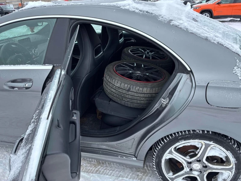 Mercedes-Benz CLA 250 4MATIC * ПОДГРЕВИ* КАМЕРА* ДВА ЧИФТА ГУМИ/ДЖАНТИ* , снимка 12 - Автомобили и джипове - 53448326