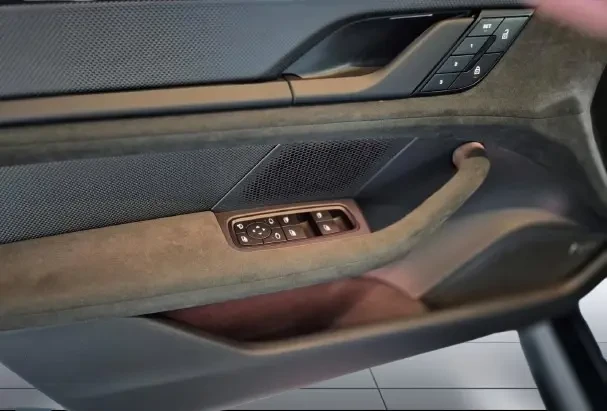 Porsche Taycan GTS Sport Turismo = Air Suspension = Гаранция, снимка 6 - Автомобили и джипове - 53524164