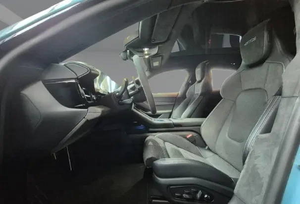 Porsche Taycan GTS Sport Turismo = Air Suspension = Гаранция, снимка 7 - Автомобили и джипове - 53524164