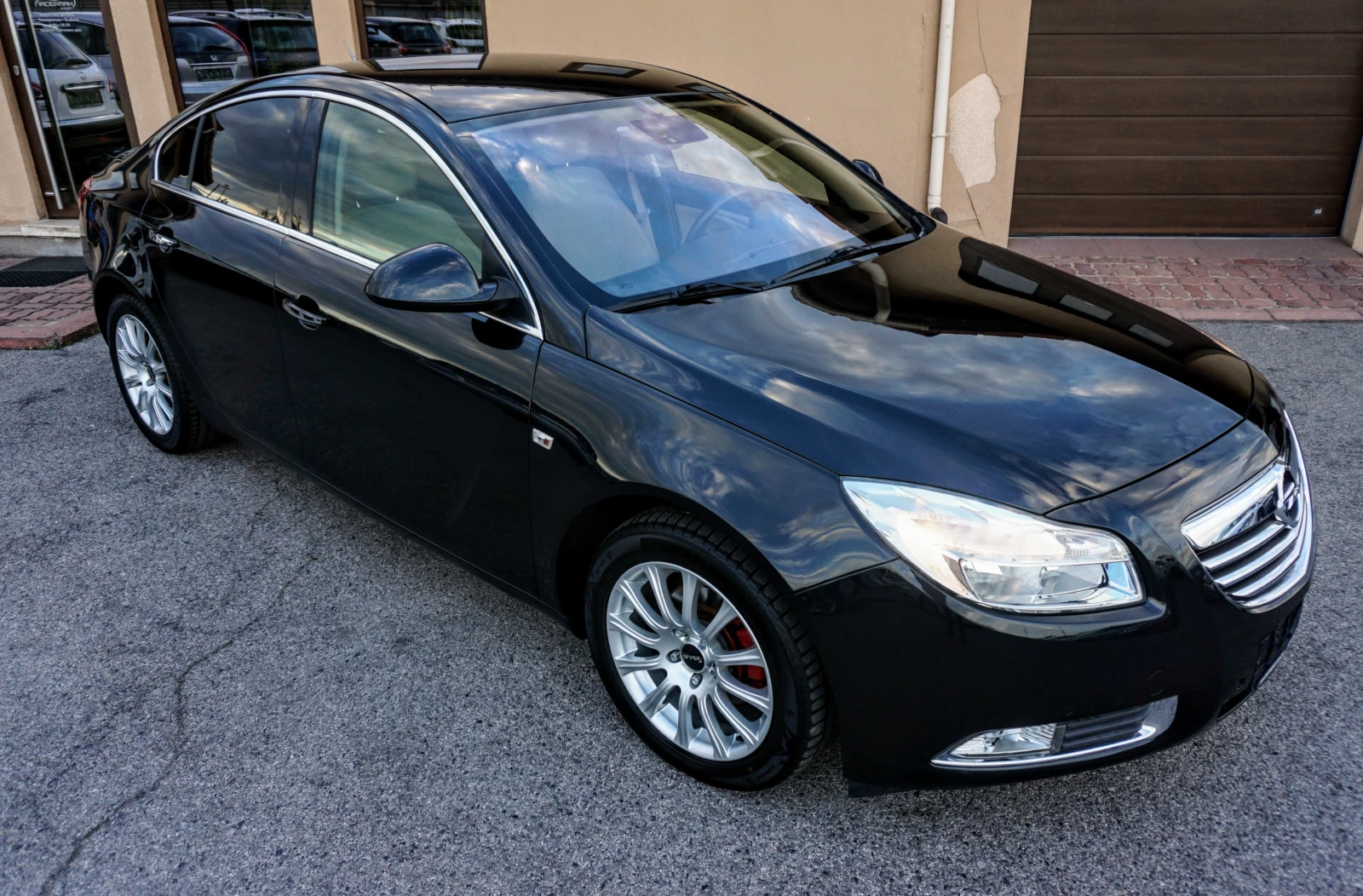 Opel Insignia 2.0CDTI COSMO ECOFLEX - изображение 2