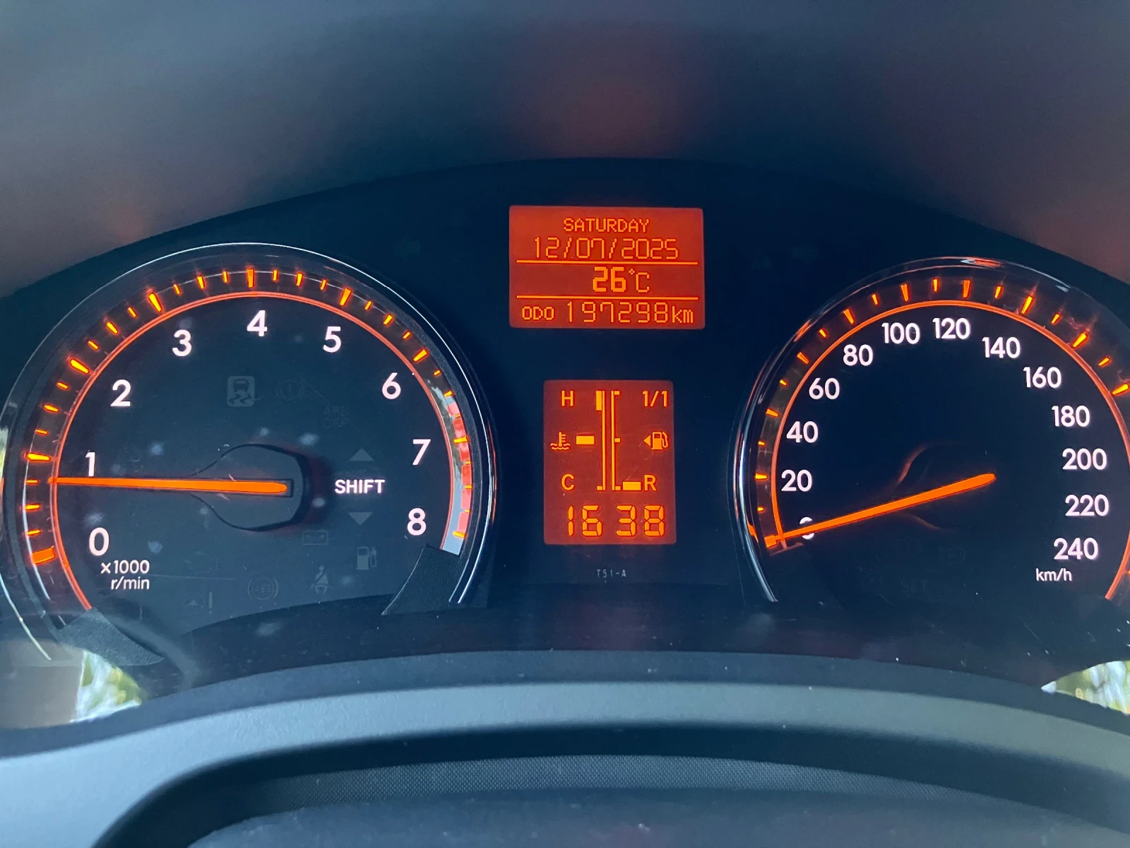 Toyota Avensis 1.8 VVTI Панорама, Камера, Парктроник | Mobile.bg — изображение 12