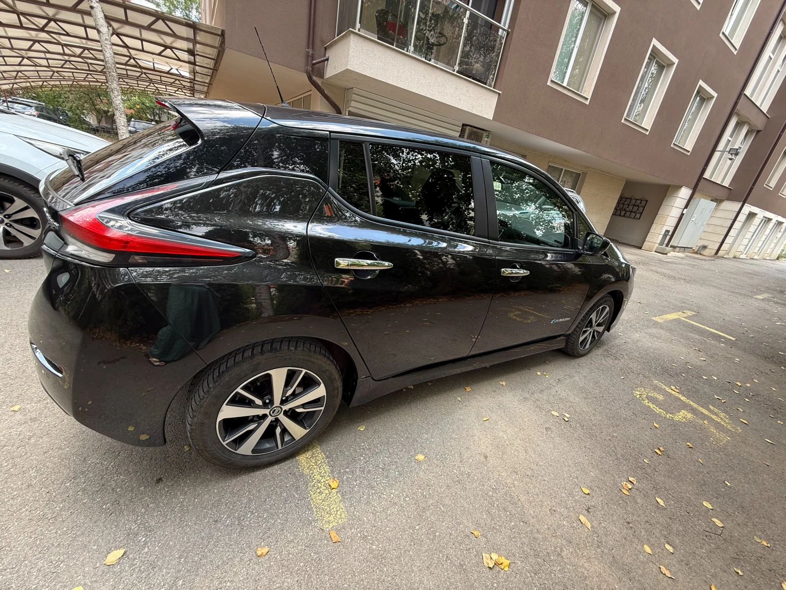Nissan Leaf   - изображение 5