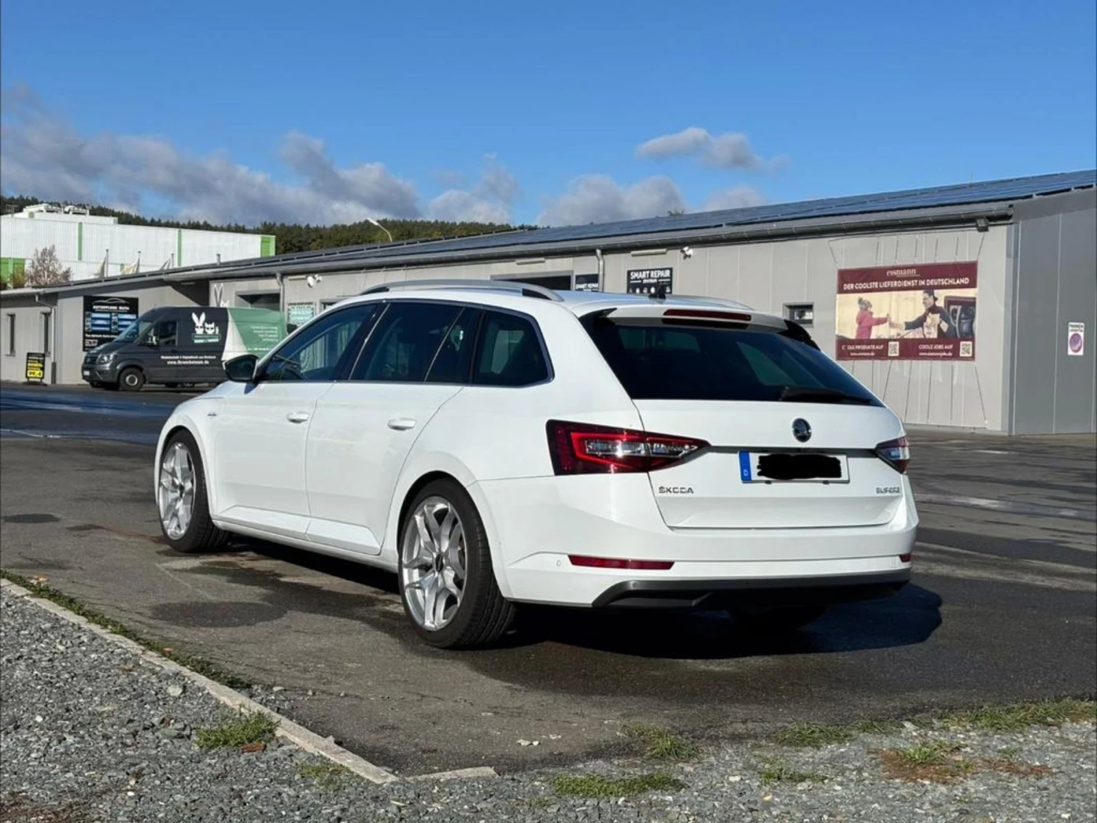 Skoda Superb 2.0TDI L&K Combi - изображение 3