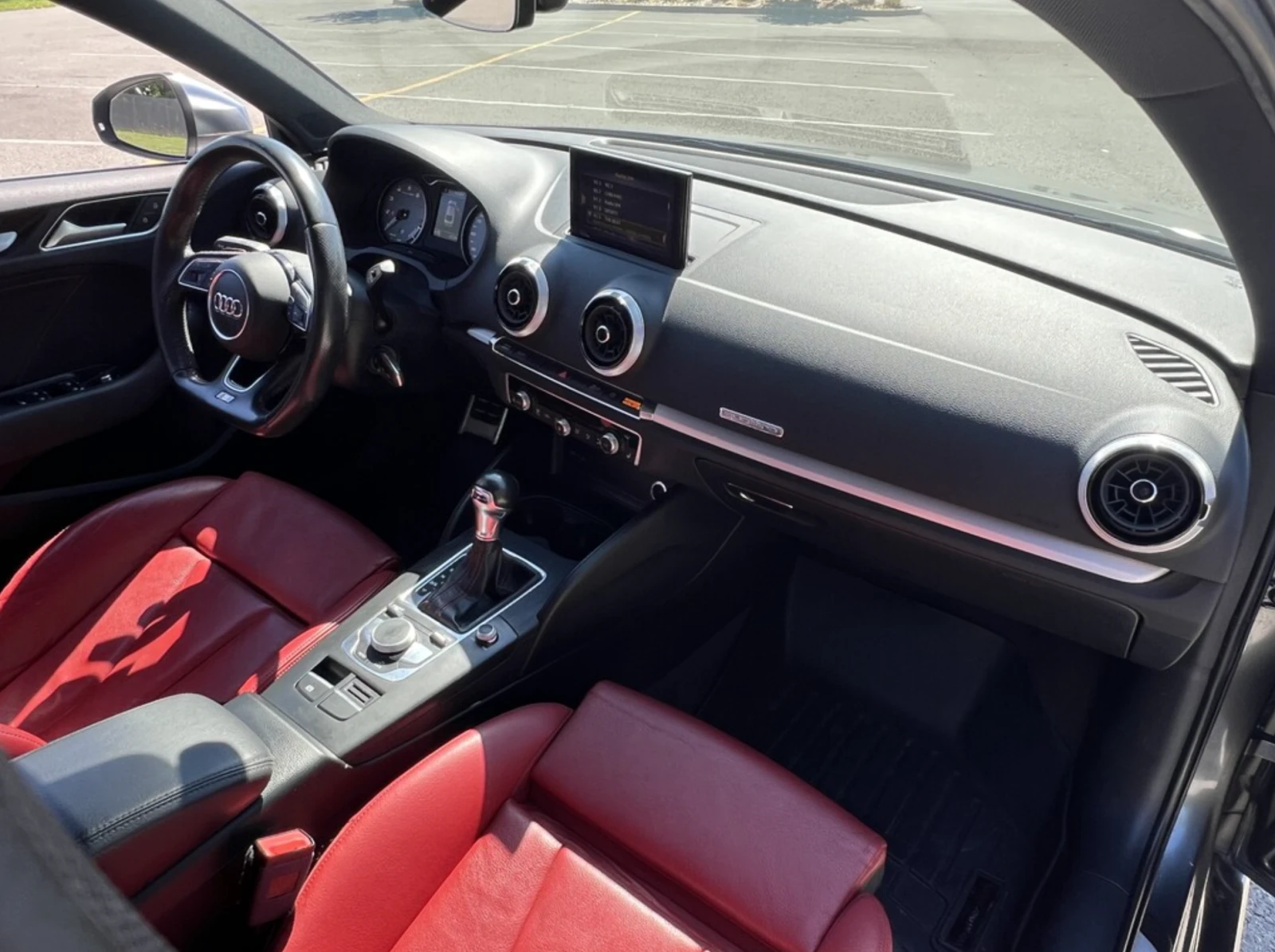 Audi S3 2018 Audi S3 Sedan Progressiv - изображение 8