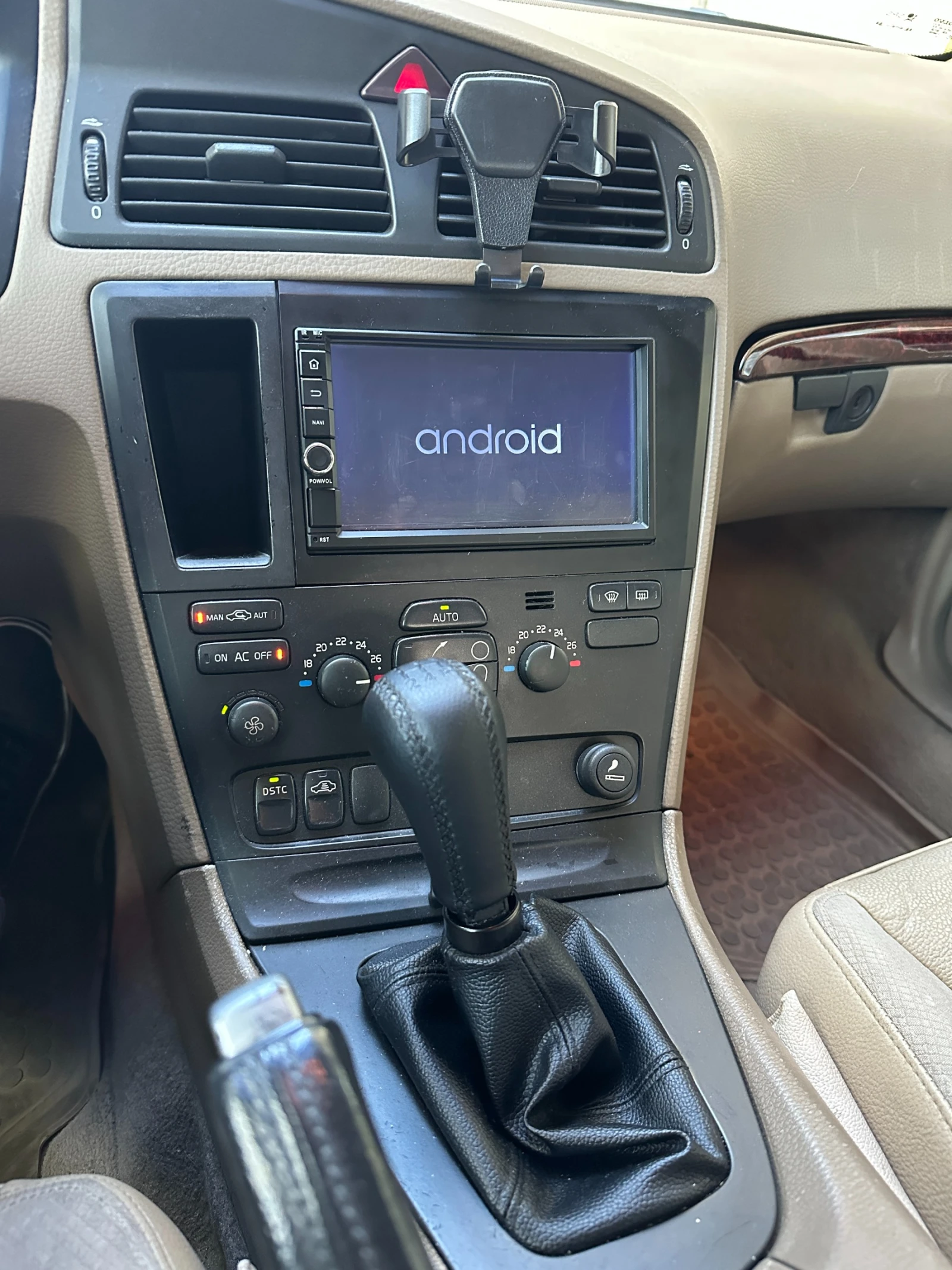 Volvo S60 D5 - изображение 8