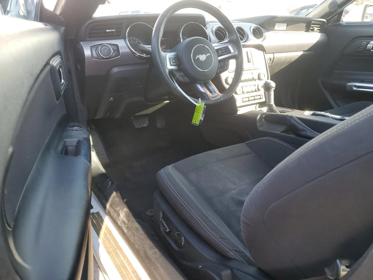 Ford Mustang ECO BOOST * * CARFAX * * * *  | Mobile.bg   8